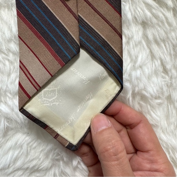 Sergio Nucci Brown Stripes Neck Tie - Picture 3 of 8